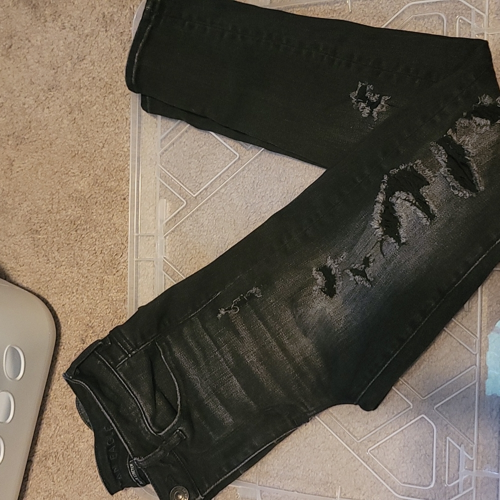 AE black distressed high rise jegging